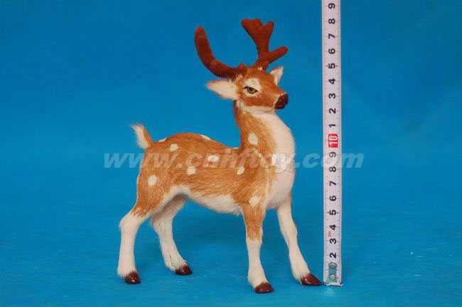 皮毛玩具鹿：L236菏�珊惴狡っ�工�品有限公司